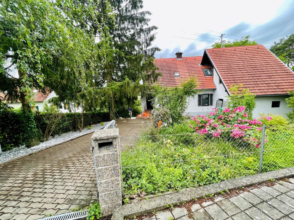 Freiblick 2 Bad Glbg mit Terrasse u Whirlpool Top 2 Bad Gleichenberg Exterior foto